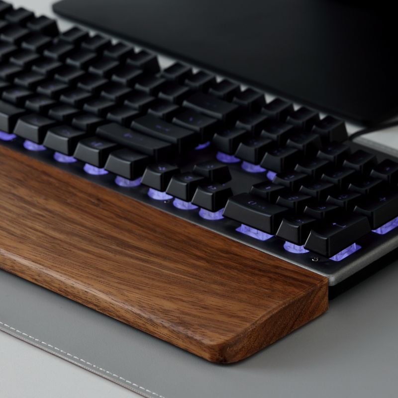 Solid Wood Keyboard Palm Rest  - đánh giá và giá Gaming Keyboard Ergo